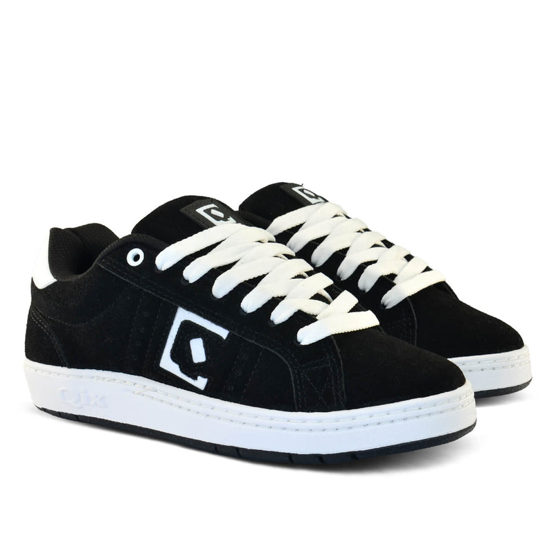 Tênis Qix Skate Combat Suede Preto e Branco