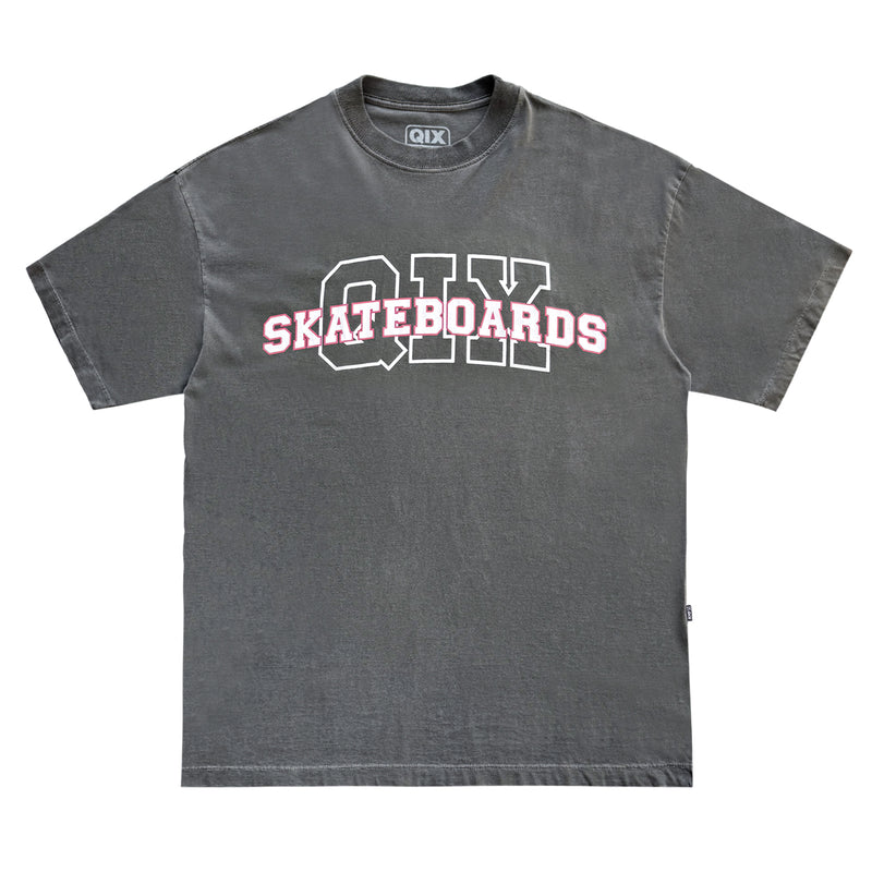 CAMISETA QIX OVERSIZED SKATEBOARDS PRETO ESTONADO