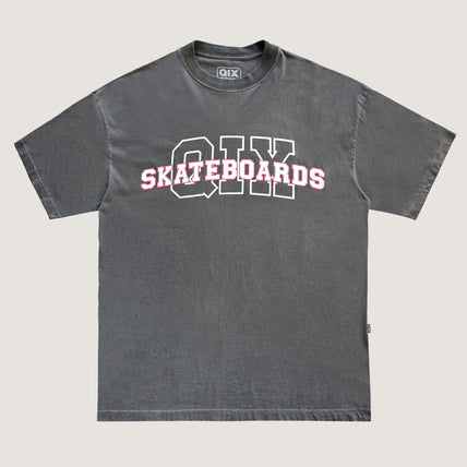 CAMISETA QIX OVERSIZED SKATEBOARDS PRETO ESTONADO