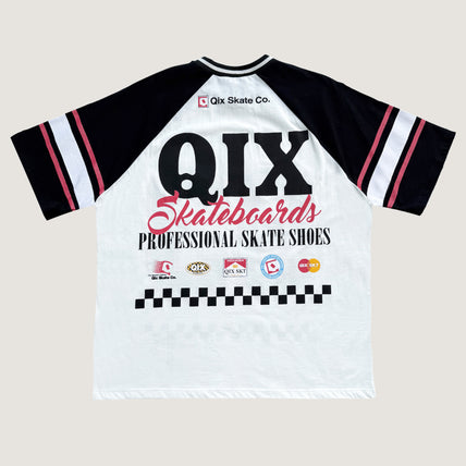 CAMISETA QIX RAGLAN SKATEBOARDS OFF WHITE E PRETO