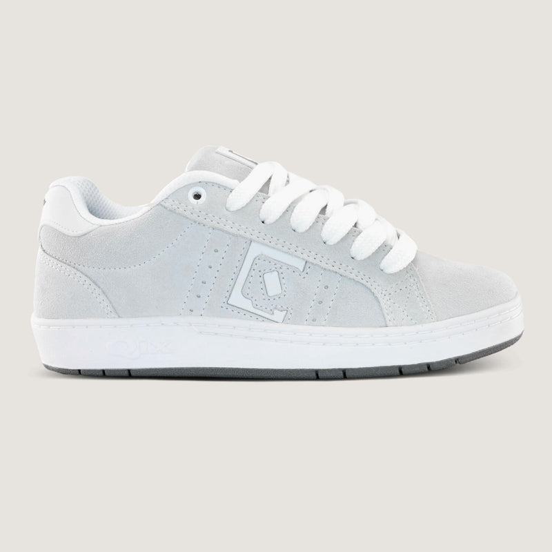 Tênis Qix Skate Combat Suede Cinza e Branco Natural