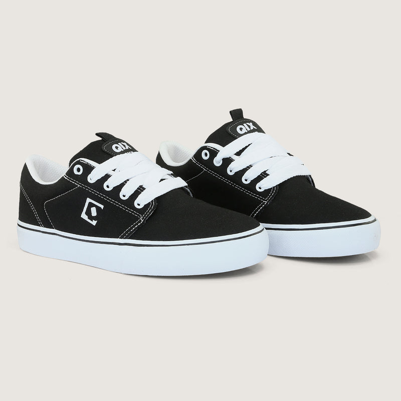 Tênis QIX Combat 3 Vulcan 07 - Preto e Branco
