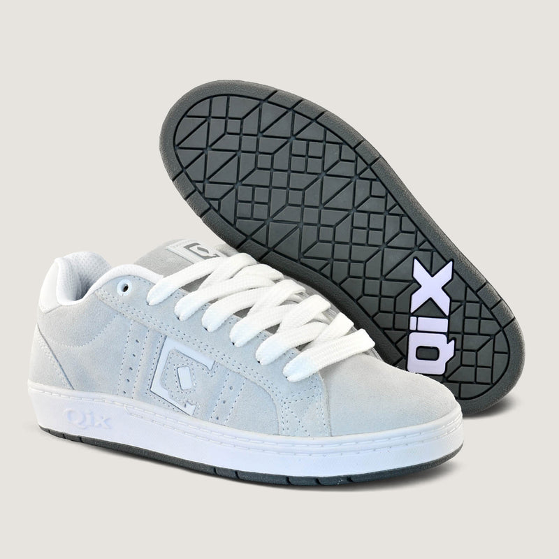 Tênis Qix Skate Combat Suede Cinza e Branco Natural