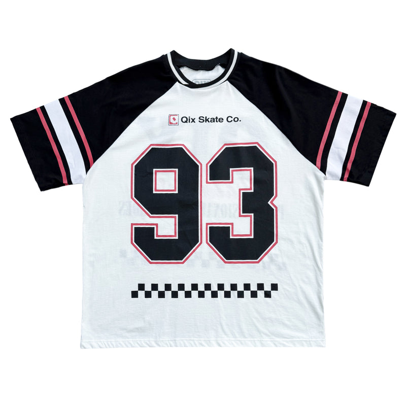 CAMISETA QIX RAGLAN SKATEBOARDS OFF WHITE E PRETO