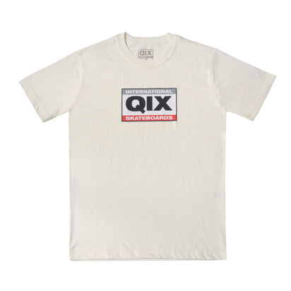 CAMISETA QIX INTERNATIONAL SKATEBOARDS SQUARE OFF WHITE