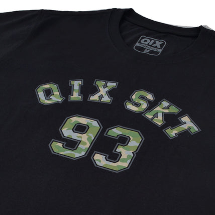 CAMISETA QIX SKT 93 CAMOUFLAGED LOGO PRETA