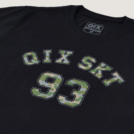 CAMISETA QIX SKT 93 CAMOUFLAGED LOGO PRETA