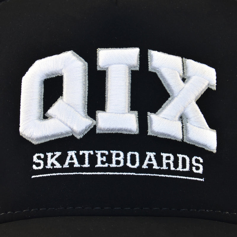 Boné QIX Skateboards Preto Camurça