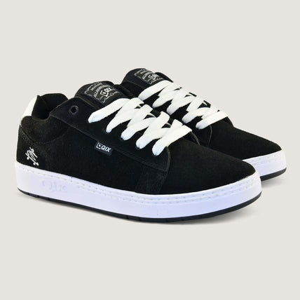 Tênis QIX Chorão Pro Preto e Branco Modelo Allan Mesquita