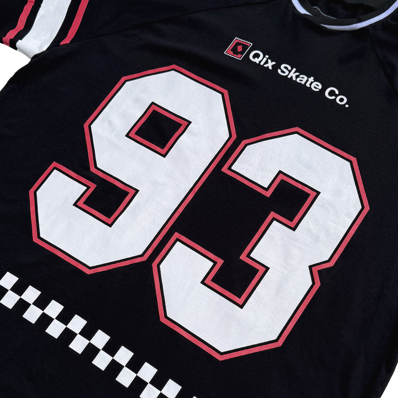 CAMISETA QIX RAGLAN SKATEBOARDS PRETA