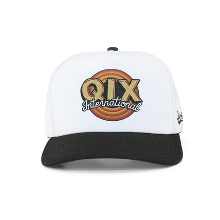 Boné QIX Internacional Preto e Verde